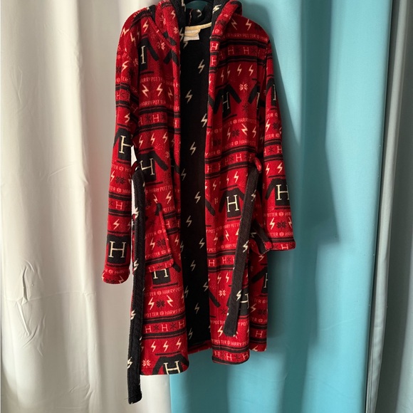 Harry Potter Reversible Robe - Warm Winter Comfy Fleece Cozy Hot Topic - Picture 4 of 8